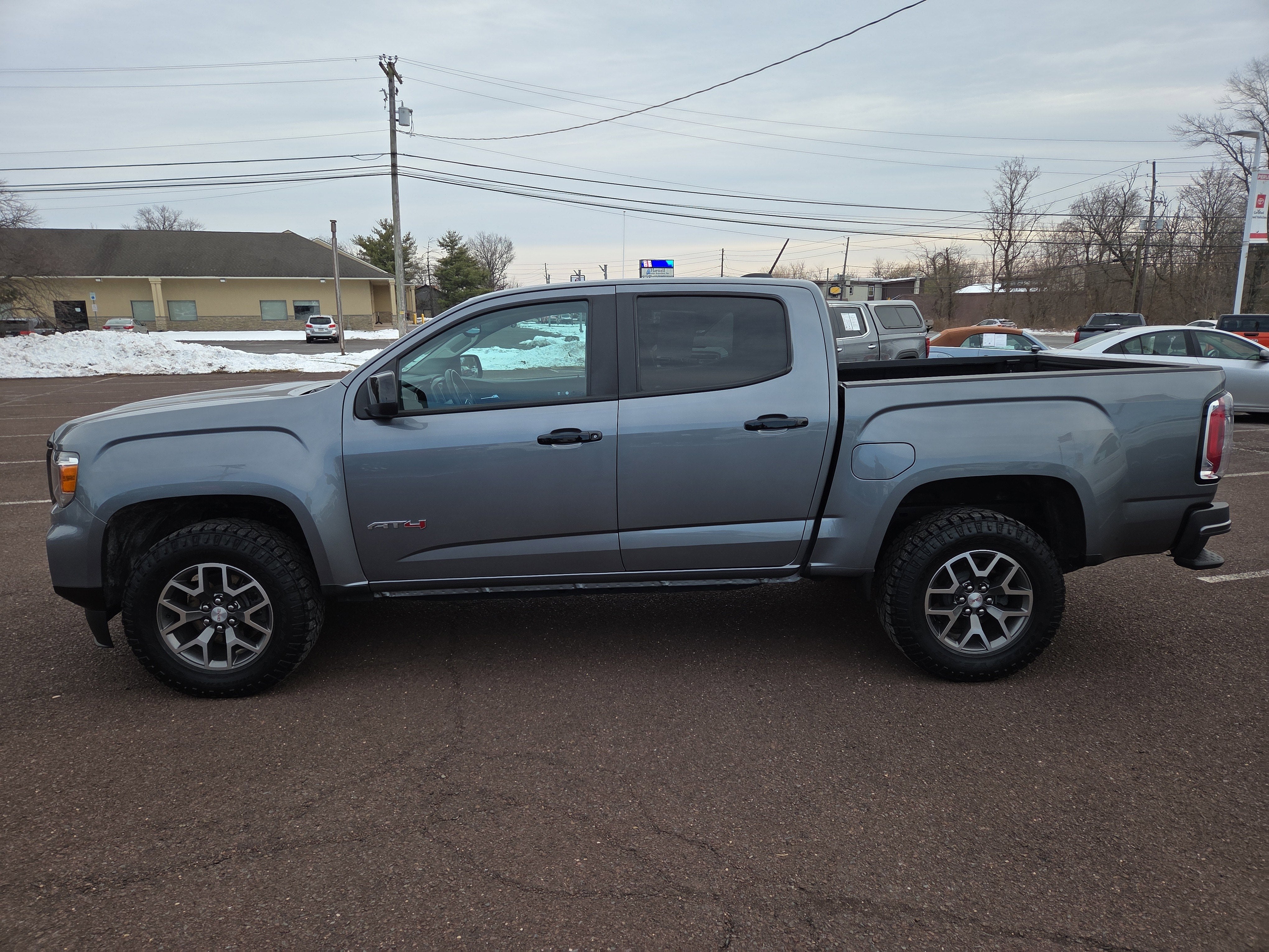 2022 GMC Canyon 4WD AT4 w/Leather