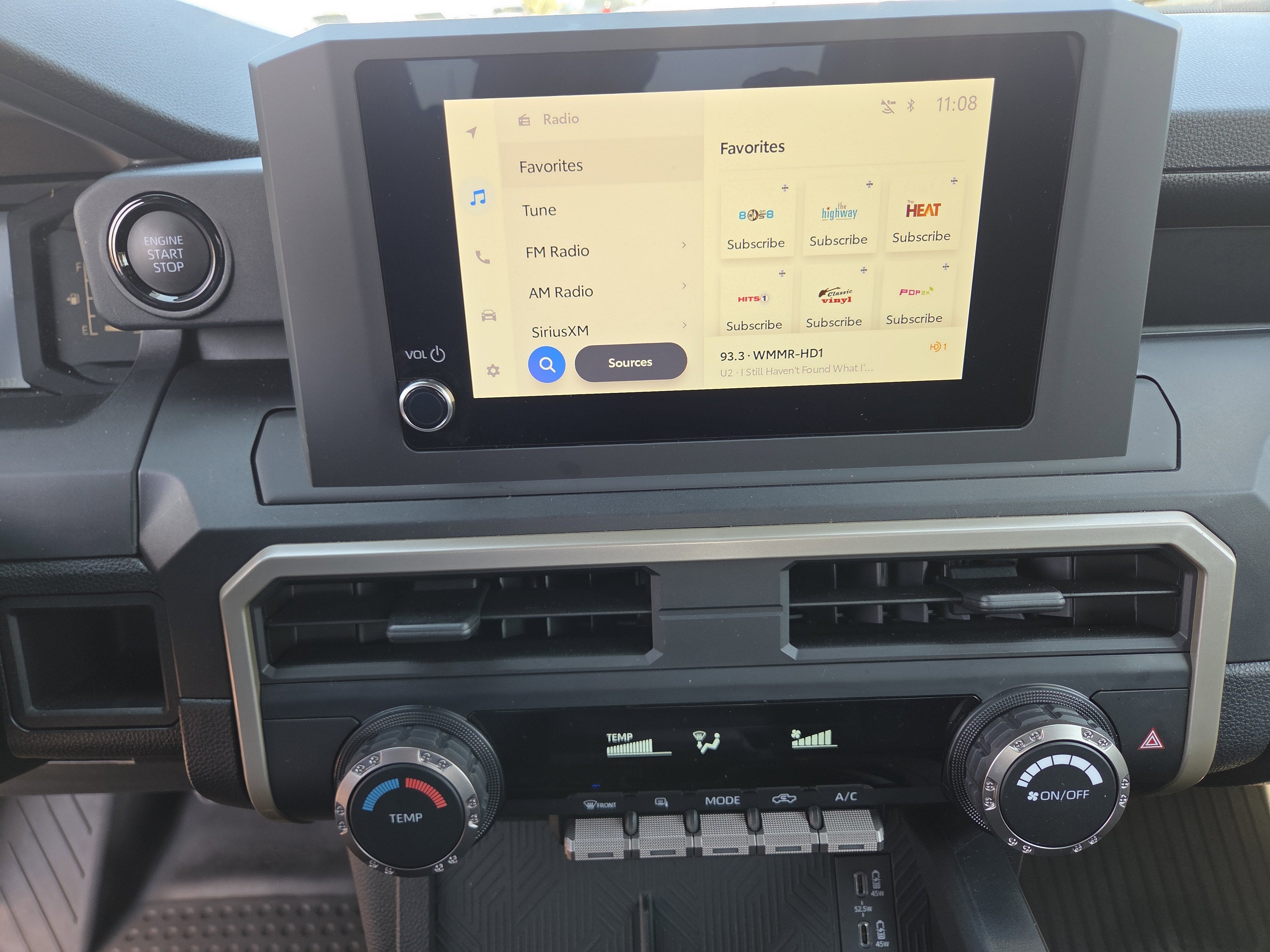 2025 Toyota Tacoma SR