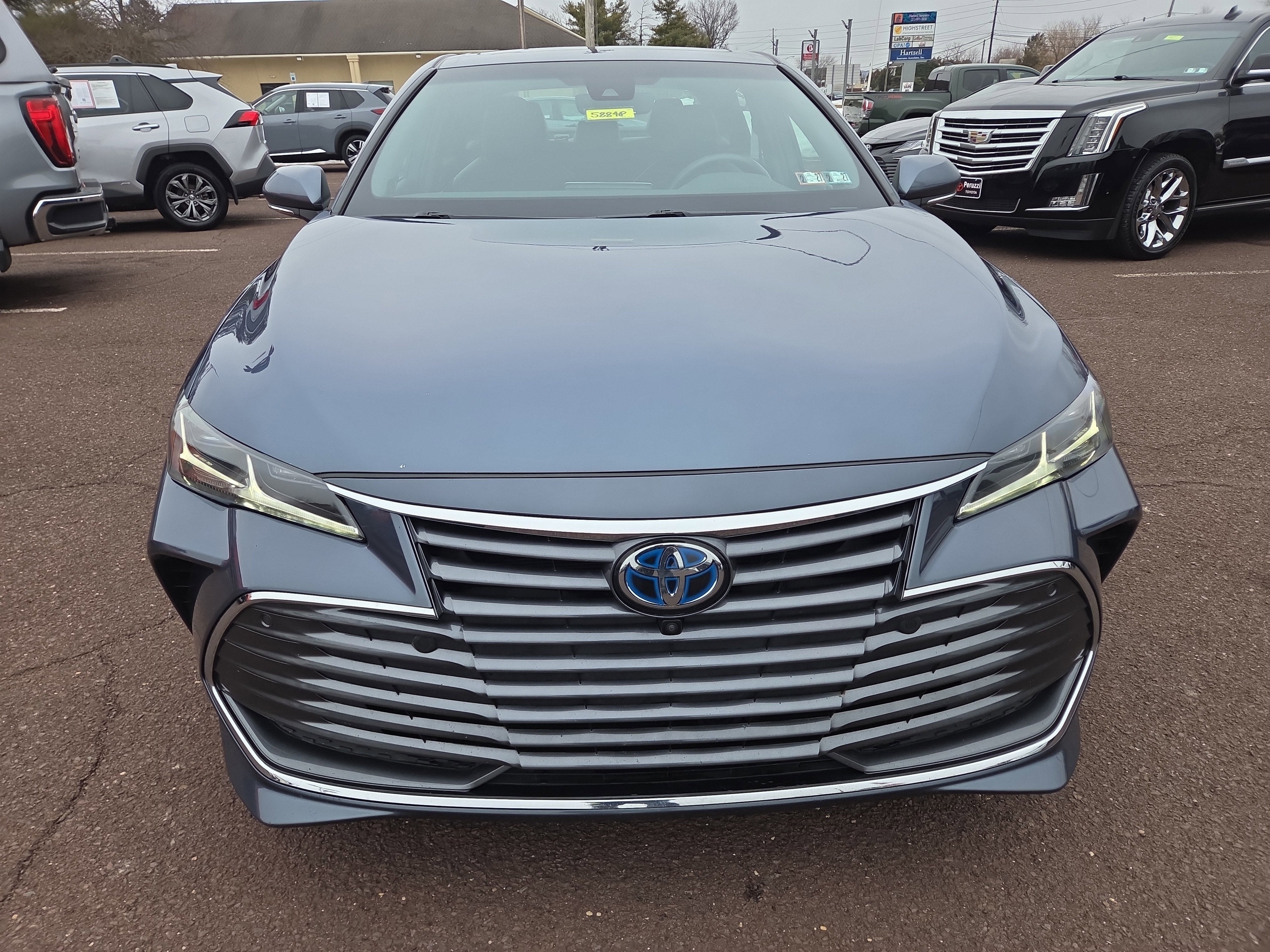 2022 Toyota Avalon Hybrid Limited