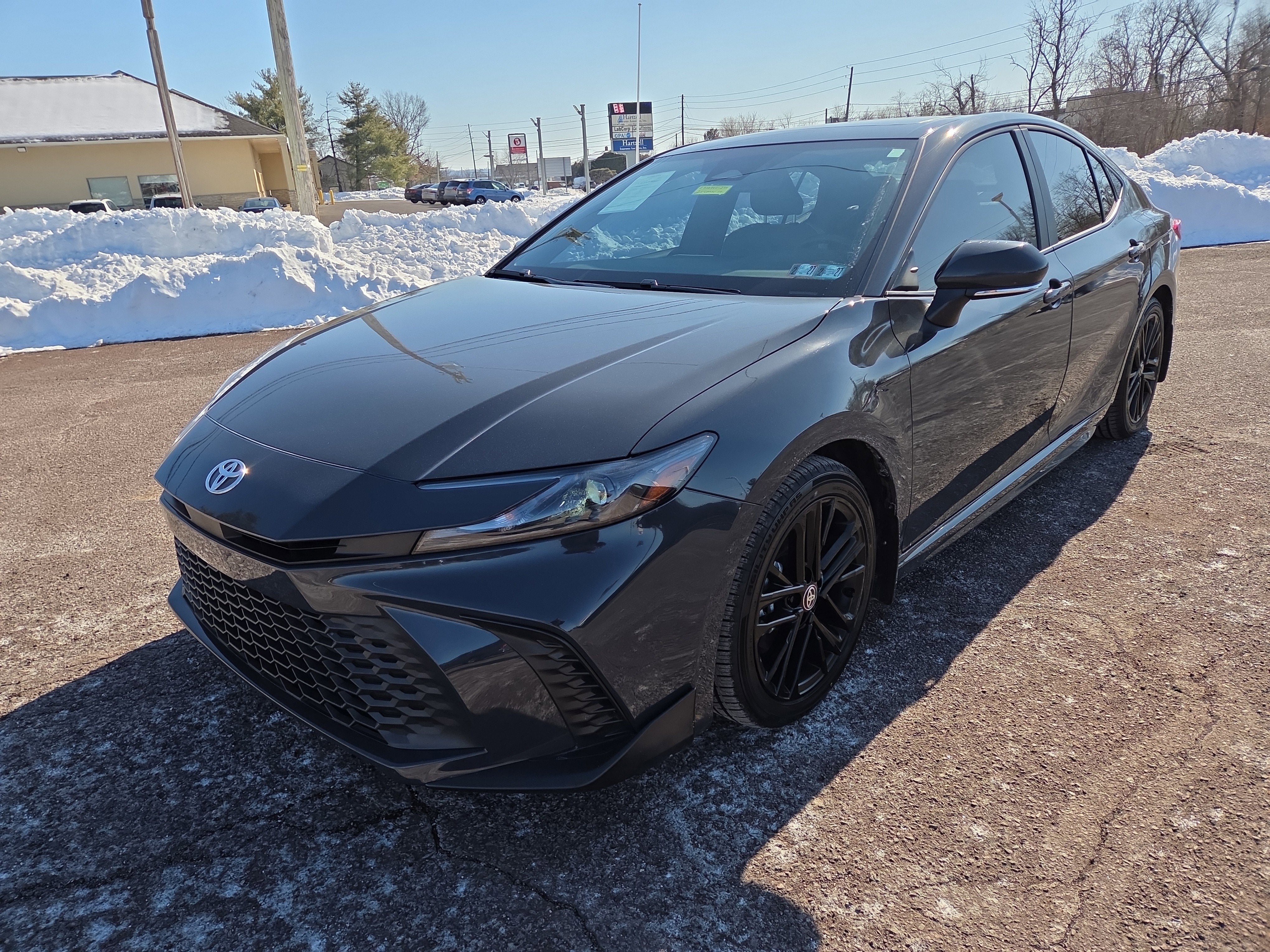 2025 Toyota Camry SE