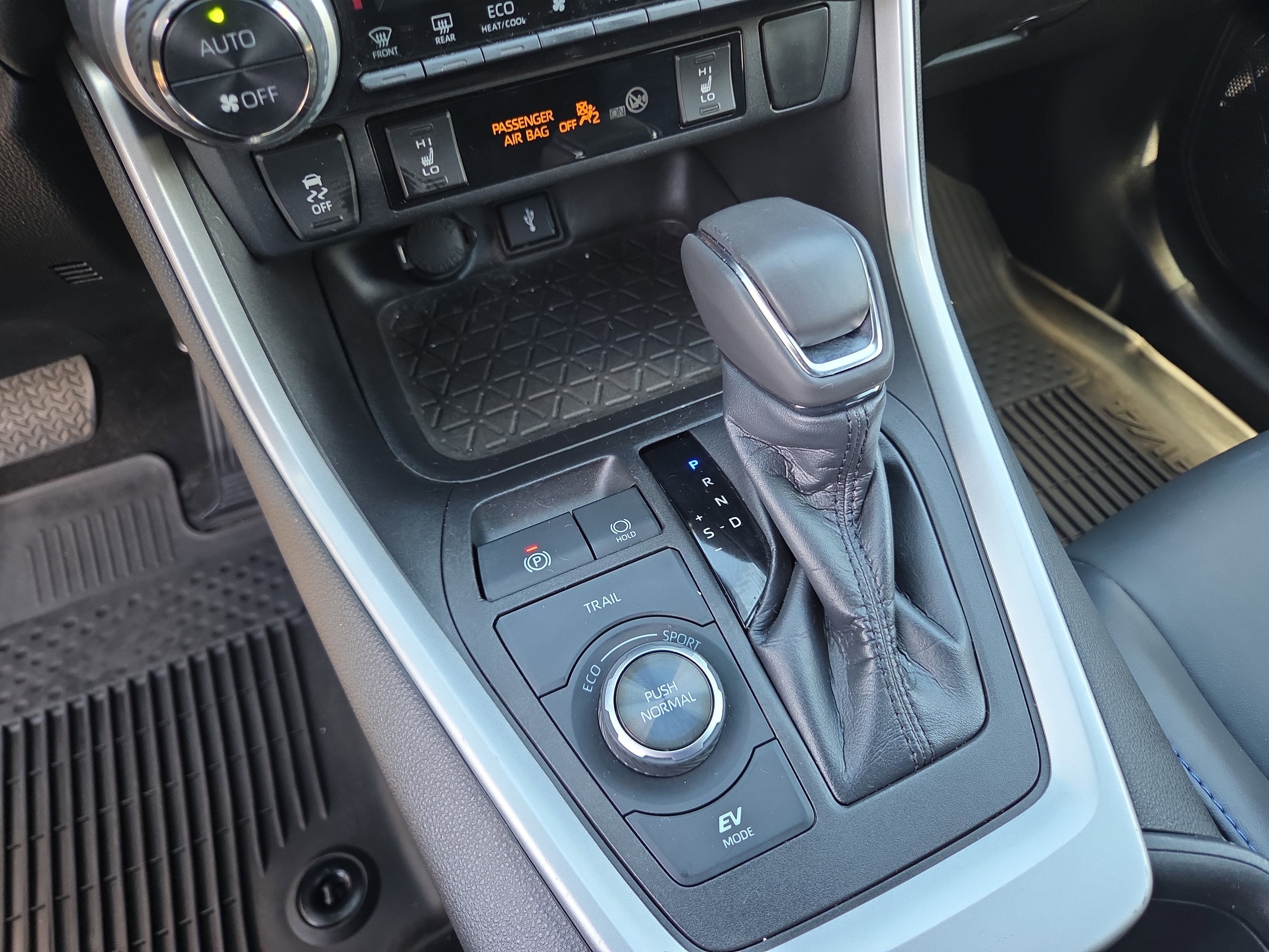 2022 Toyota RAV4 Hybrid XSE