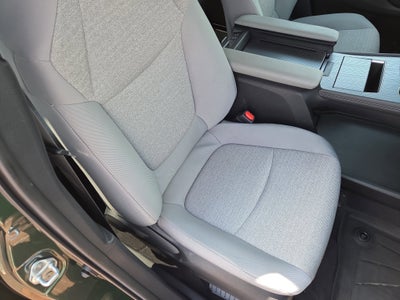 2025 Toyota Sienna LE