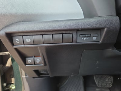 2025 Toyota Sienna LE