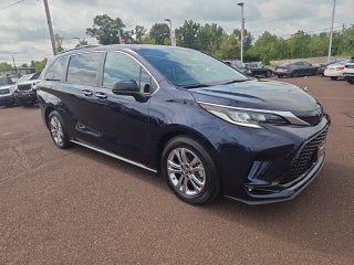2023 Toyota Sienna XSE