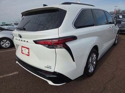 2023 Toyota Sienna XSE
