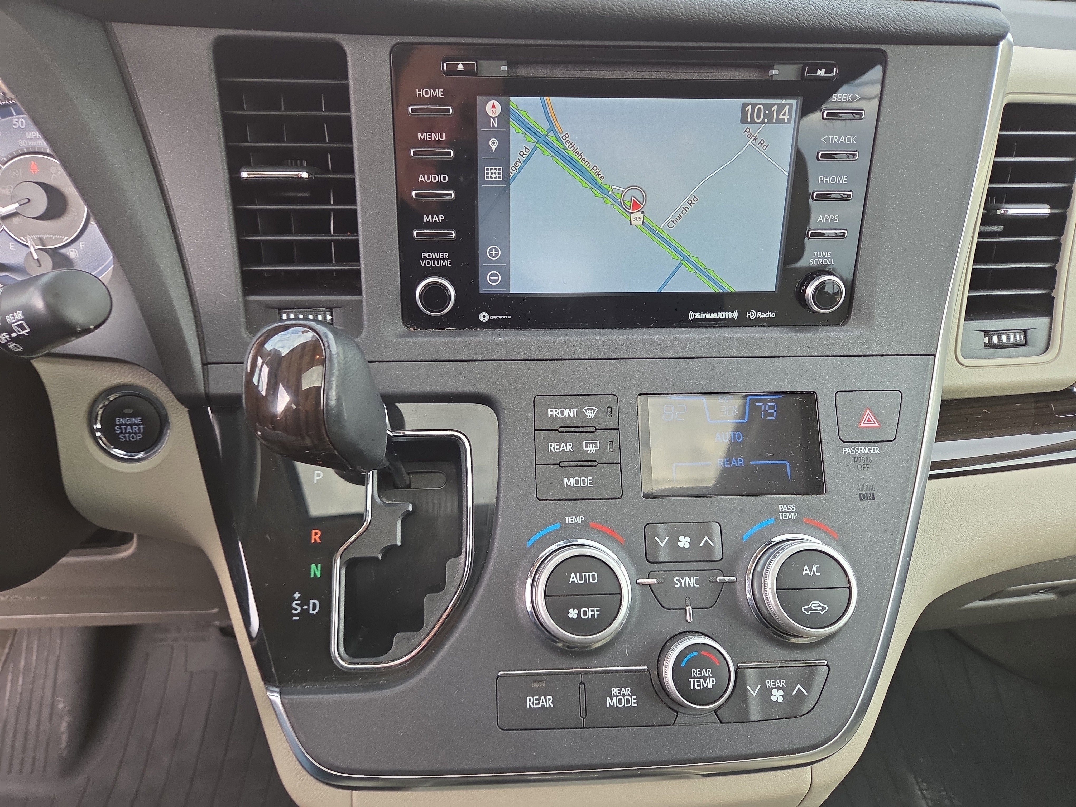 2019 Toyota Sienna XLE