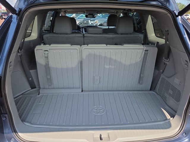 2019 Toyota Highlander Limited Platinum