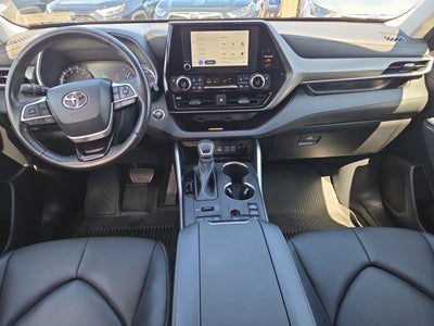 2023 Toyota Highlander XLE