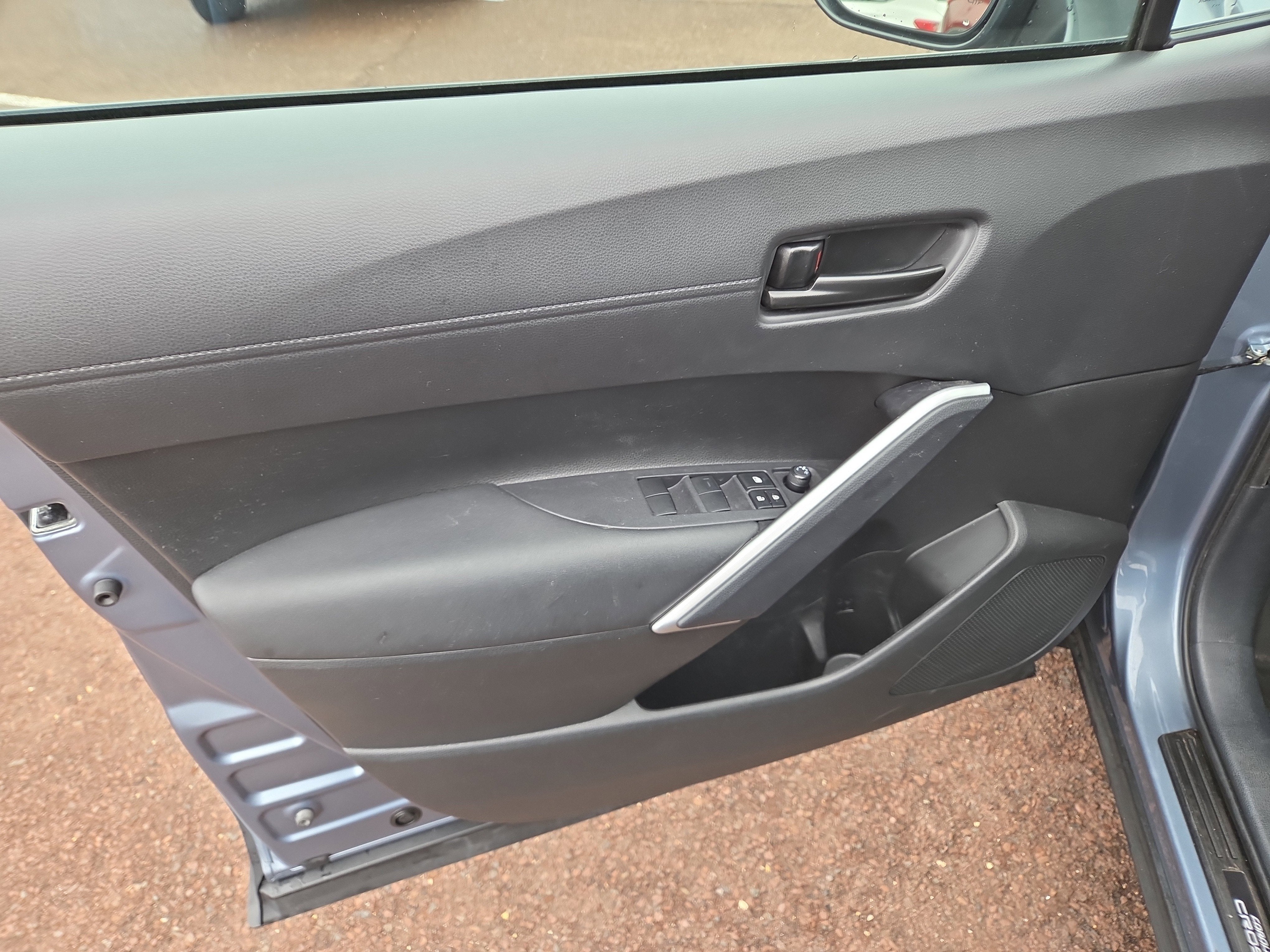 2023 Toyota Corolla Cross Hybrid SE