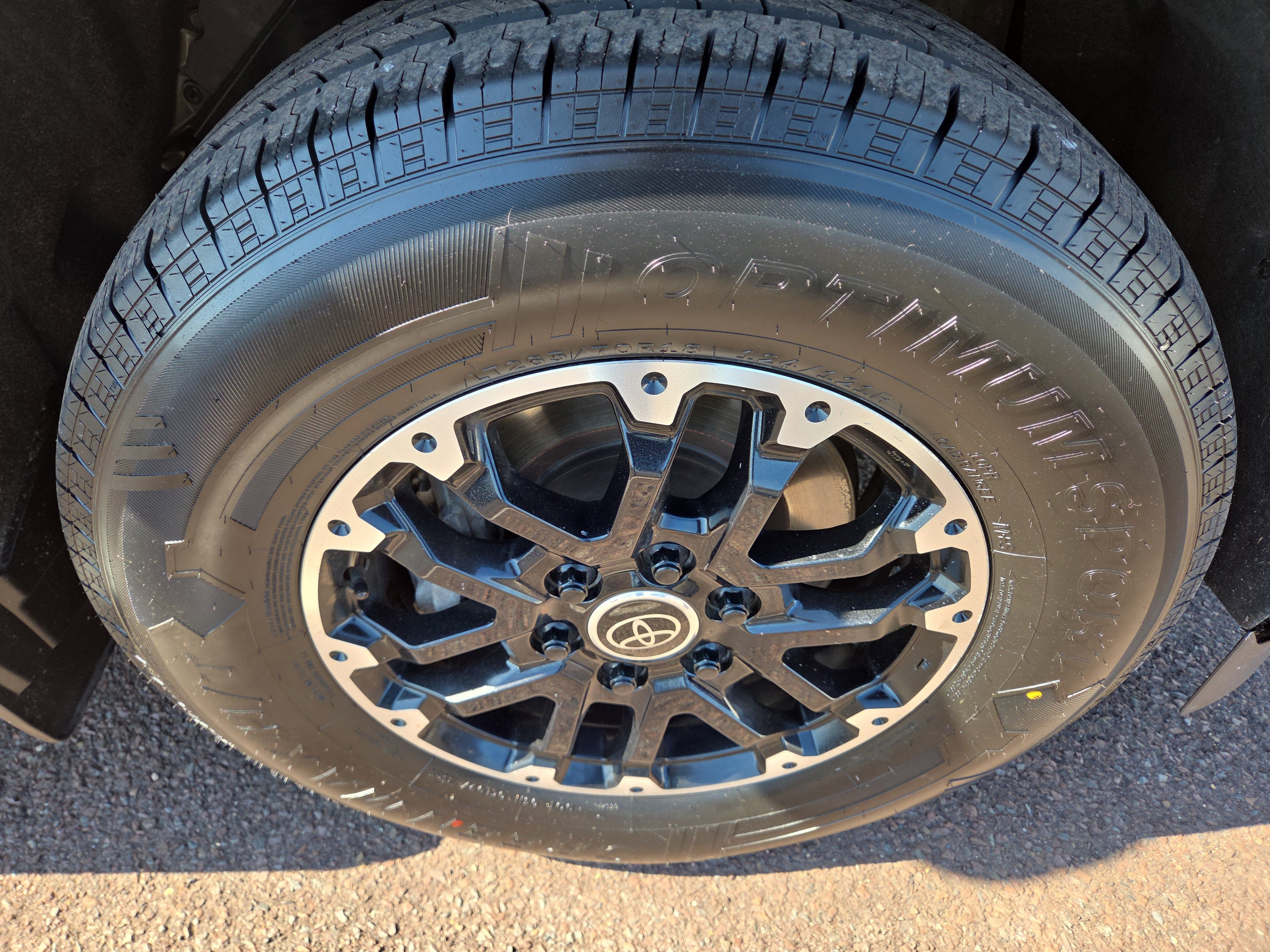 2023 Toyota Sequoia SR5