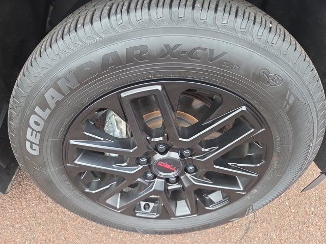 2024 Toyota Sequoia SR5