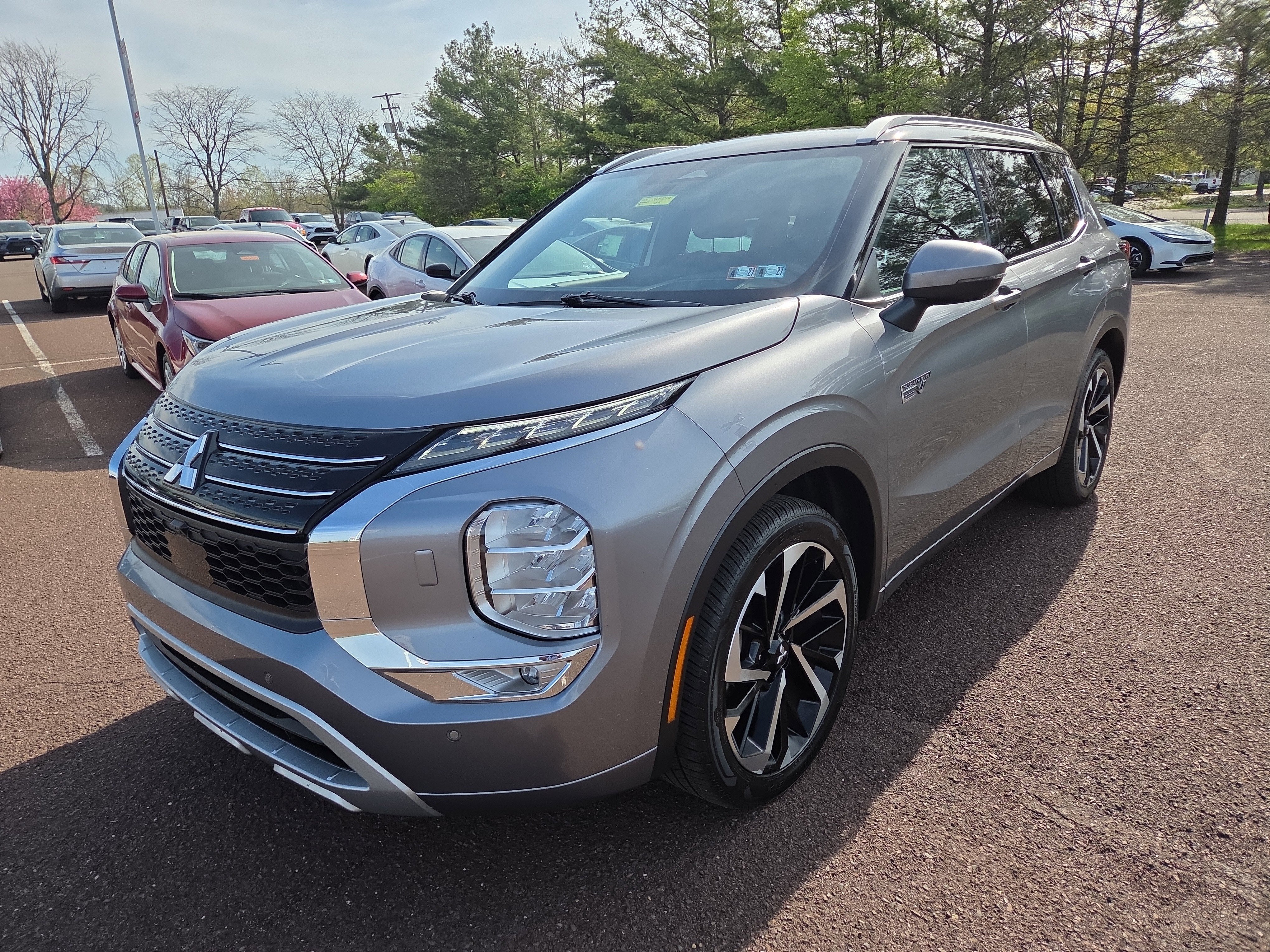 2023 Mitsubishi Outlander PHEV SEL