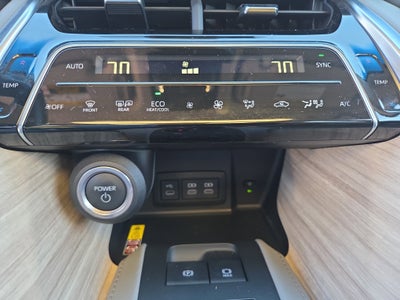 2023 Toyota Venza LE