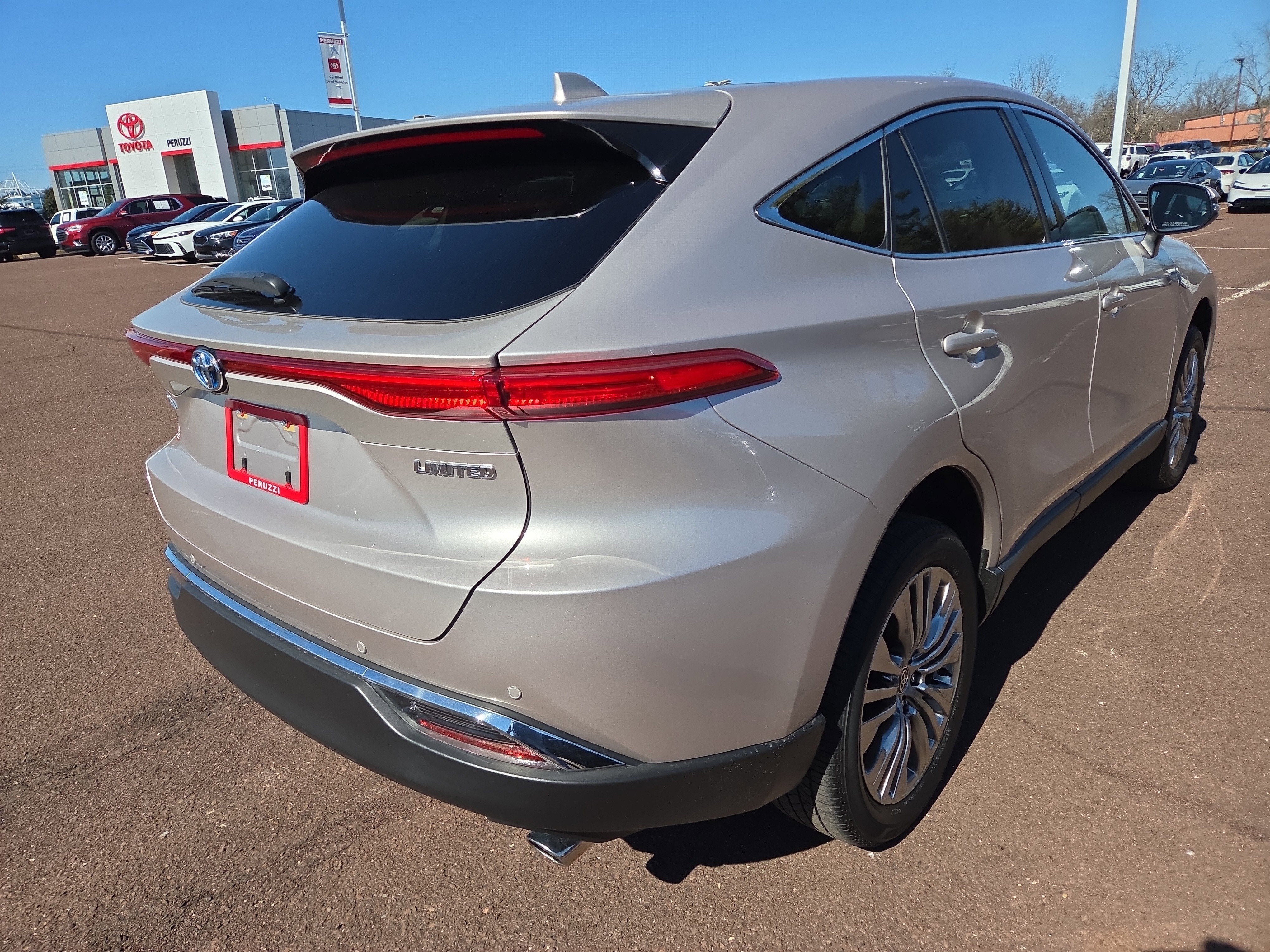 2023 Toyota Venza LE