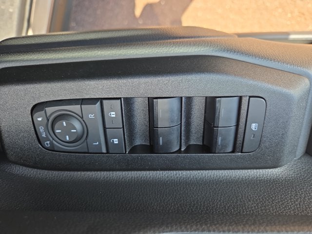 2025 Toyota Land Cruiser 4WD (Natl)