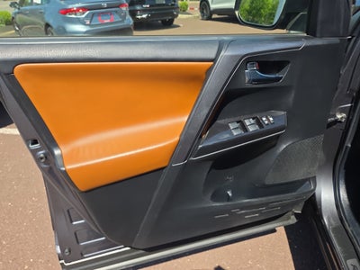 2016 Toyota RAV4 SE