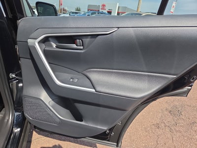 2025 Toyota RAV4 Hybrid LE