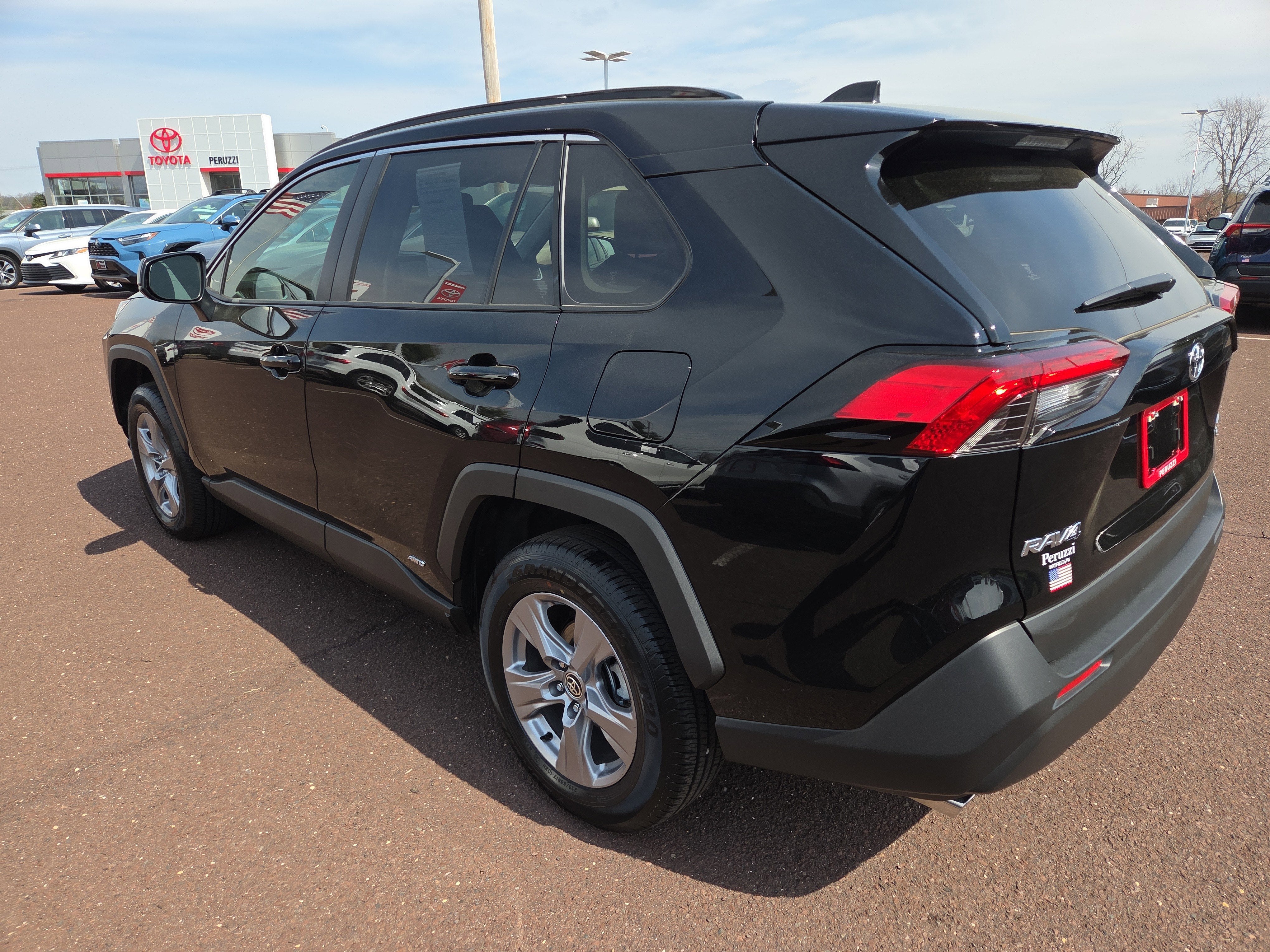 2025 Toyota RAV4 Hybrid LE