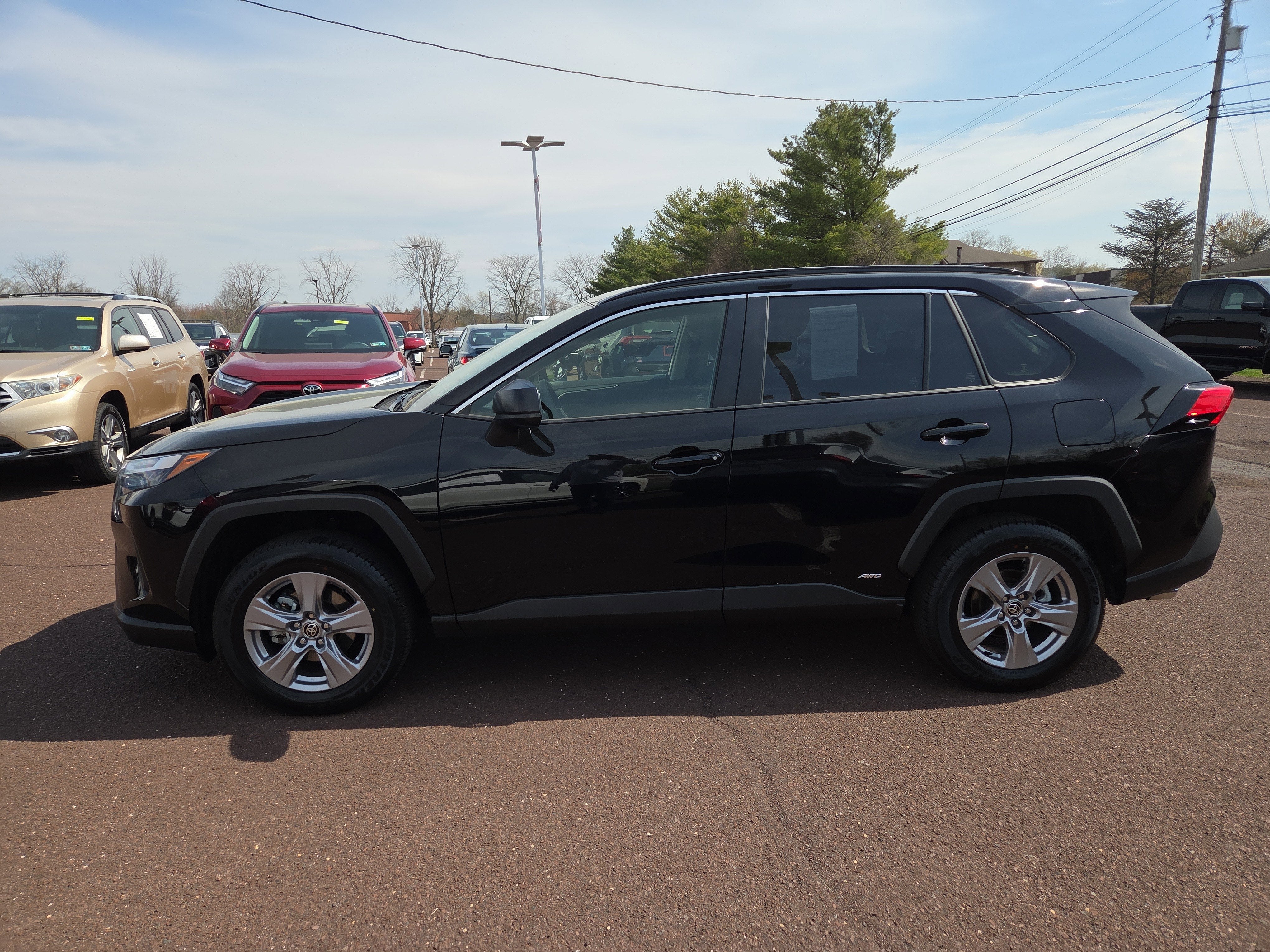 2025 Toyota RAV4 Hybrid LE