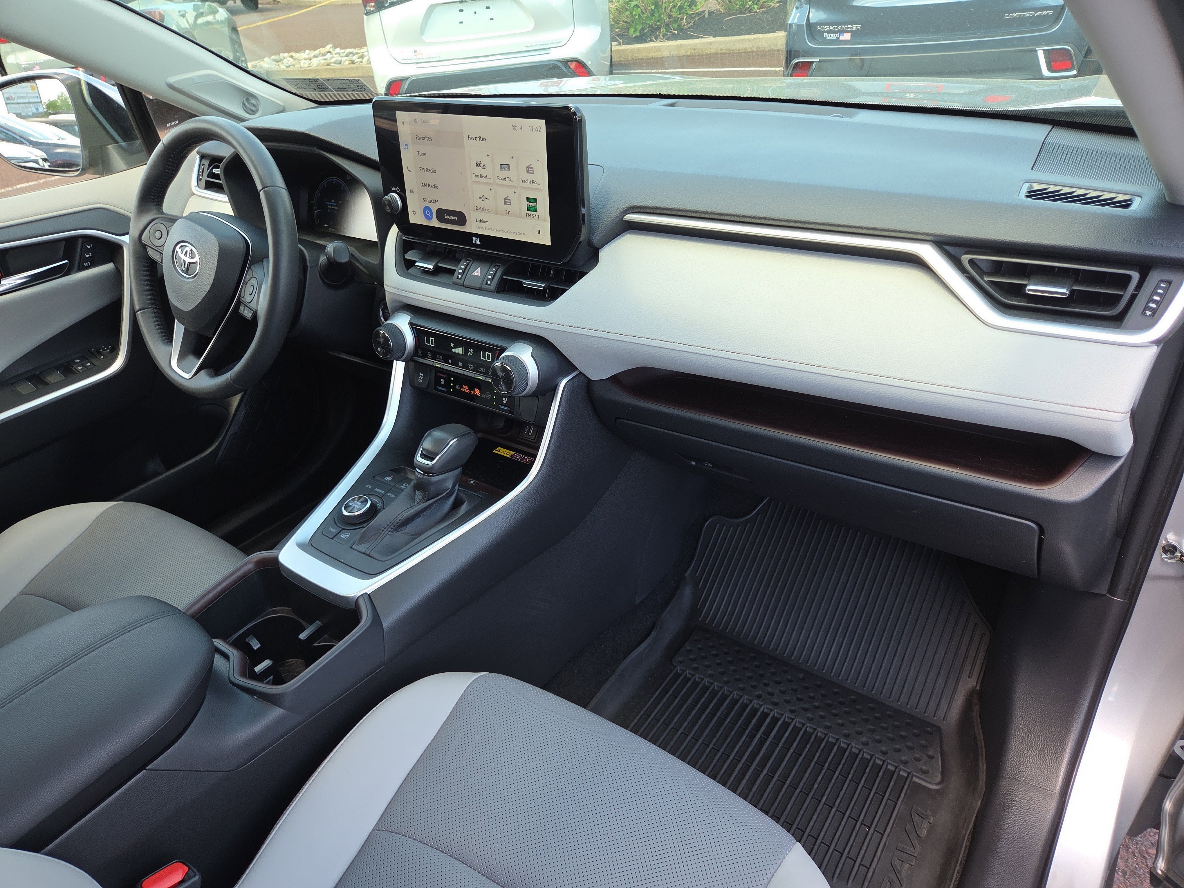 2023 Toyota RAV4 Limited