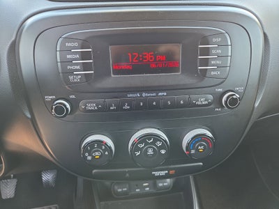 2015 Kia Soul Base