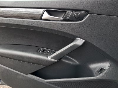 2021 Volkswagen Passat 2.0T R-Line