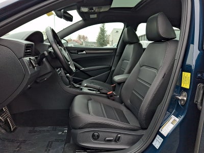 2021 Volkswagen Passat 2.0T R-Line