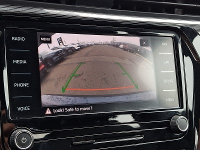 2021 Volkswagen Passat 2.0T R-Line