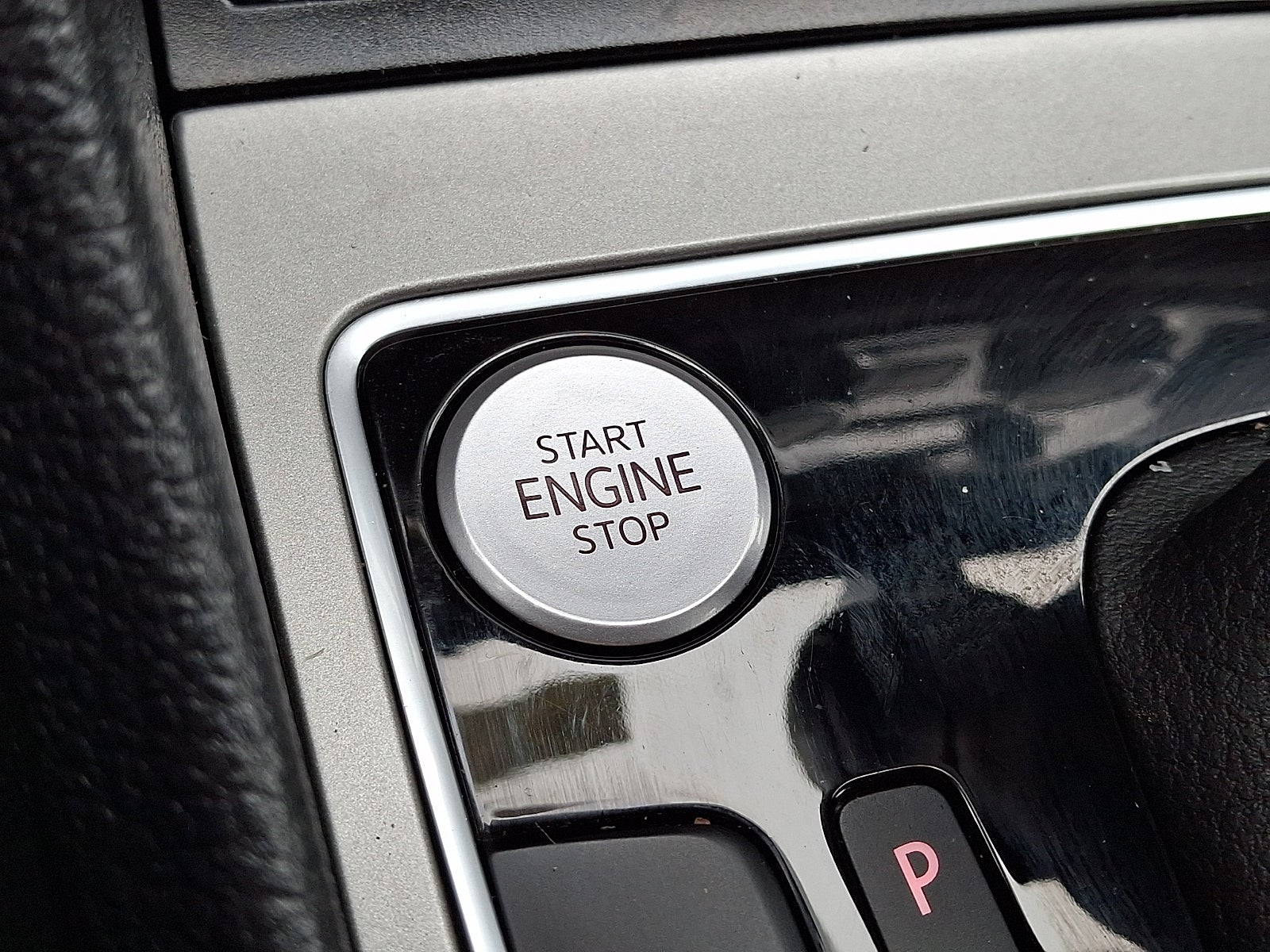 2021 Volkswagen Passat 2.0T R-Line