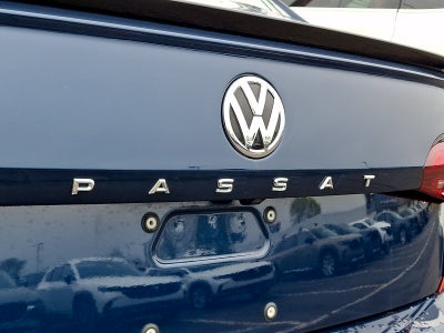 2021 Volkswagen Passat 2.0T R-Line