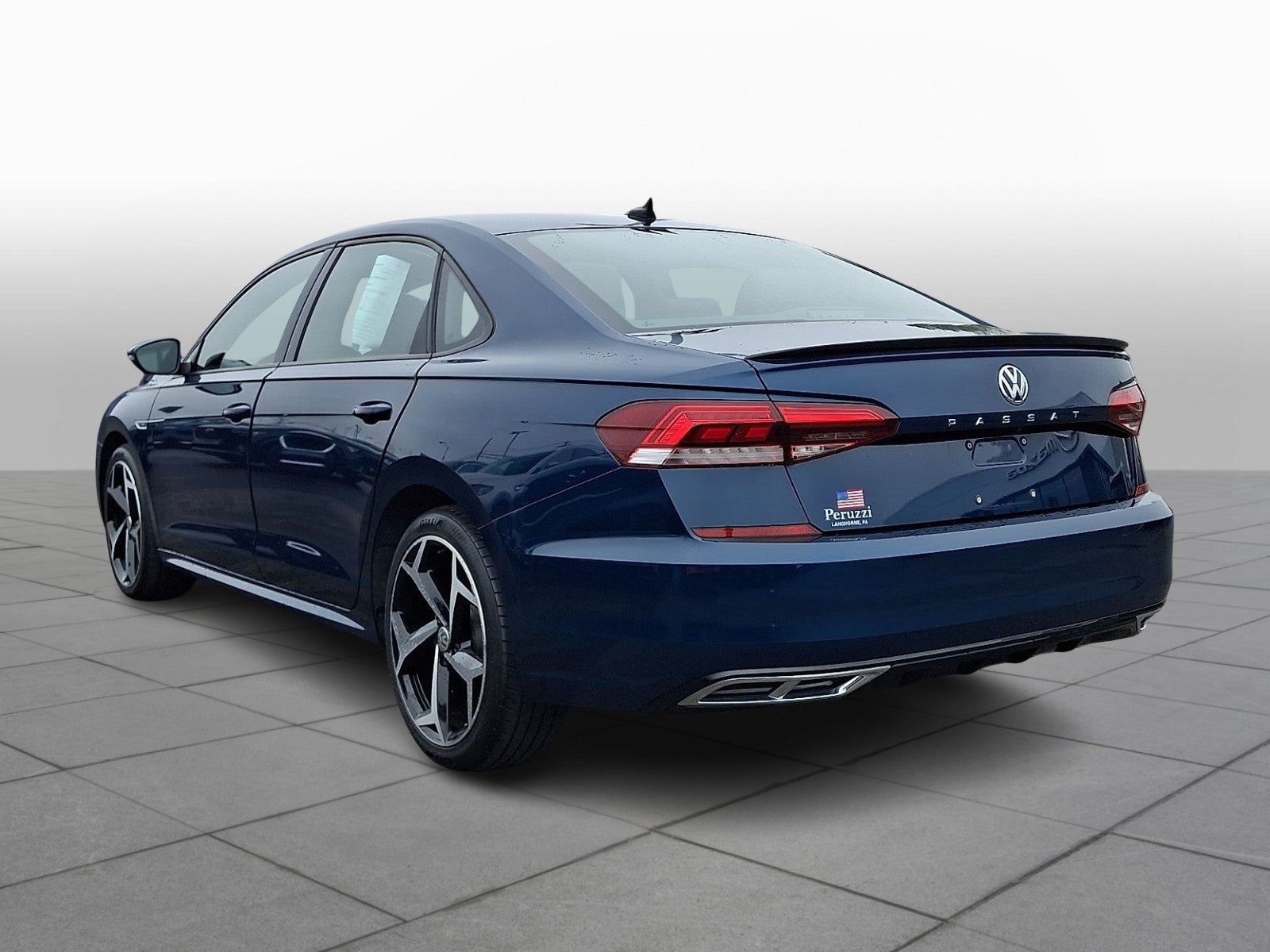 2021 Volkswagen Passat 2.0T R-Line