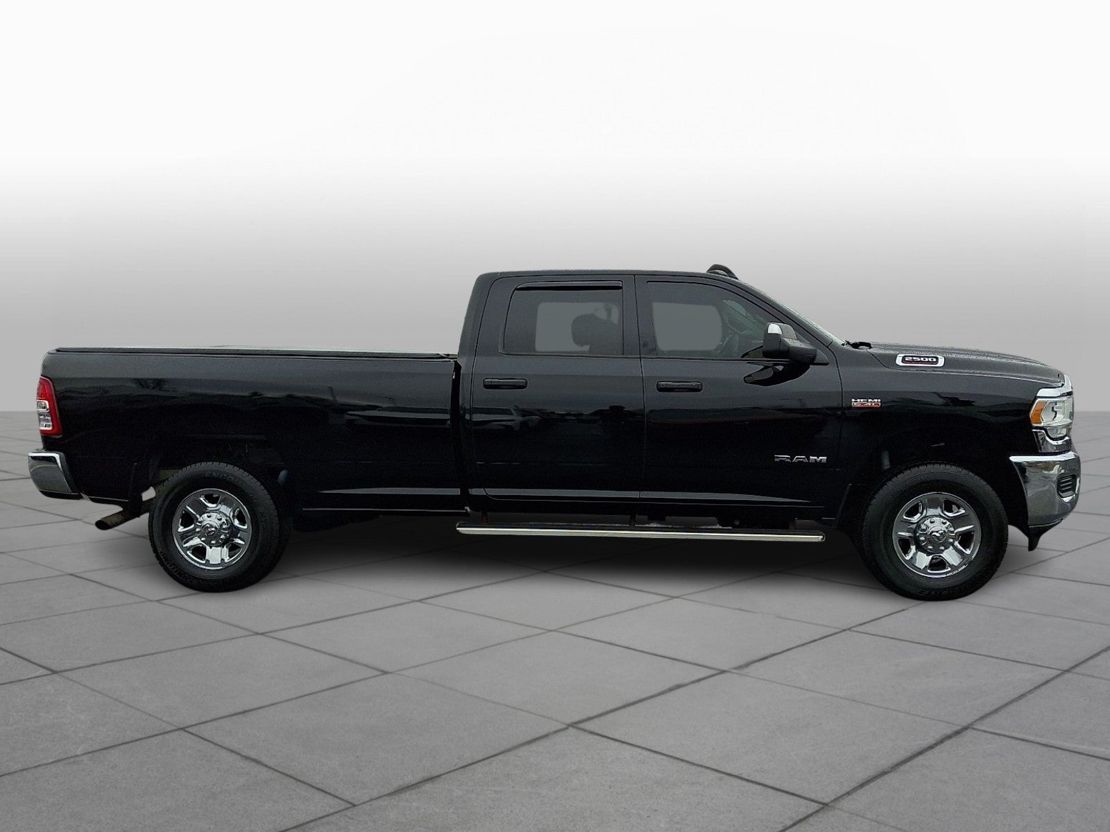 2020 RAM 2500 Tradesman Crew Cab 4x4 8' Box