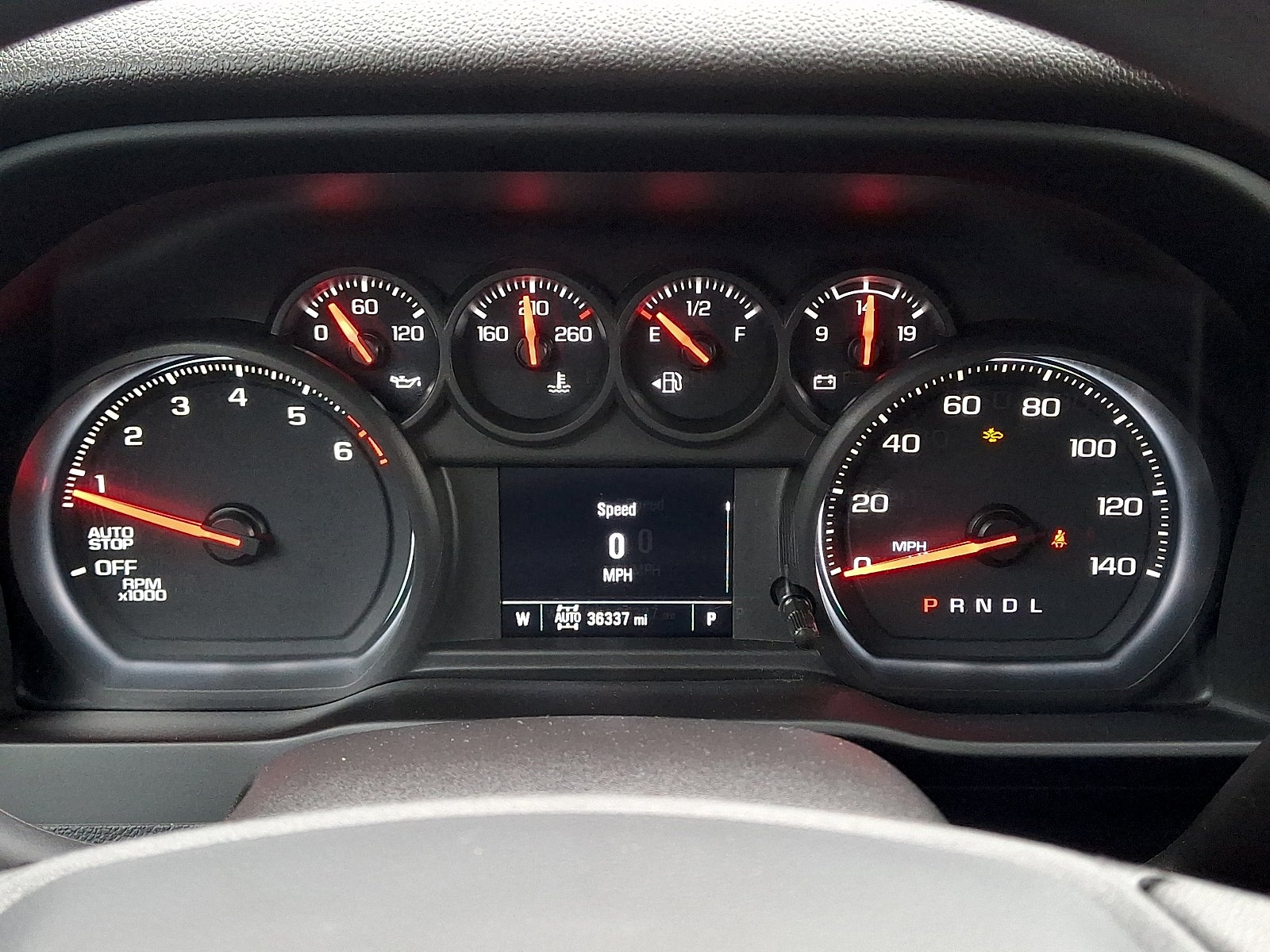 2023 Chevrolet Silverado 1500 4WD Crew Cab Short Bed Custom