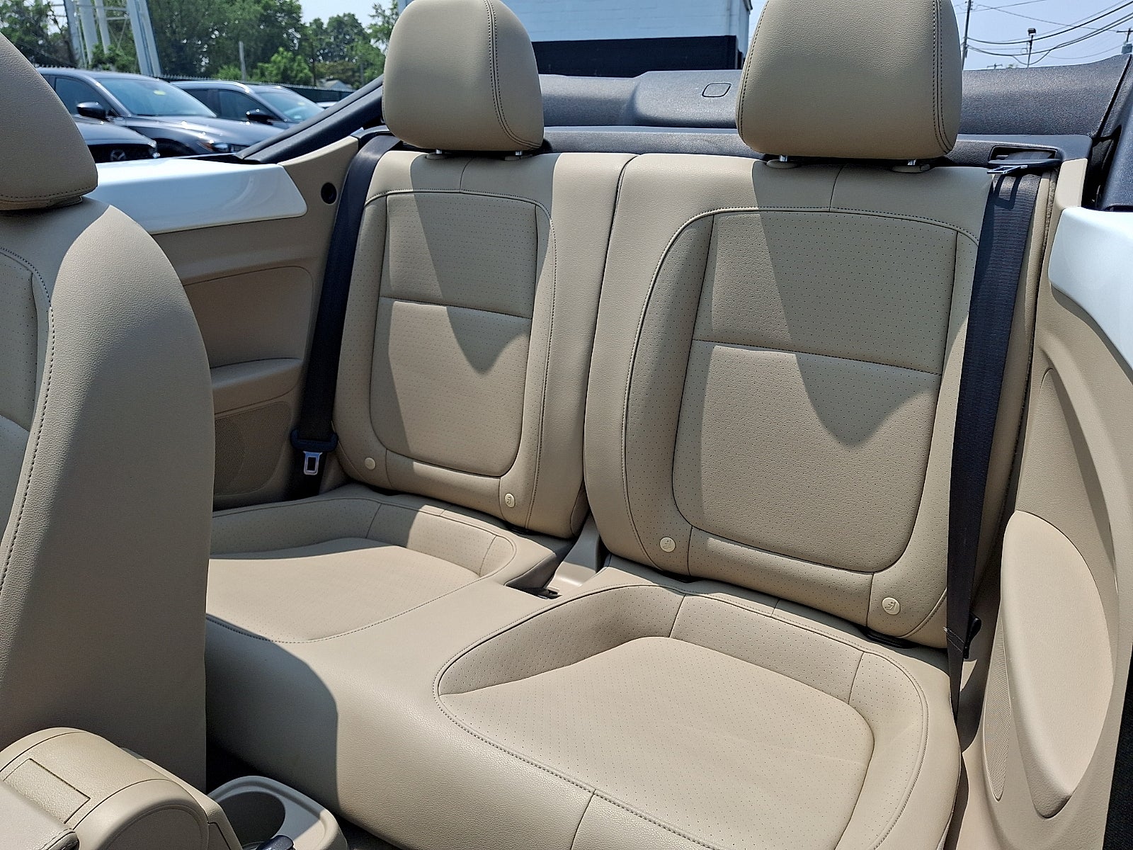 2016 Volkswagen Beetle 1.8T S