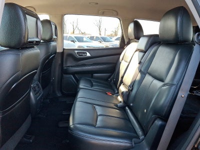 2016 Nissan Pathfinder SL