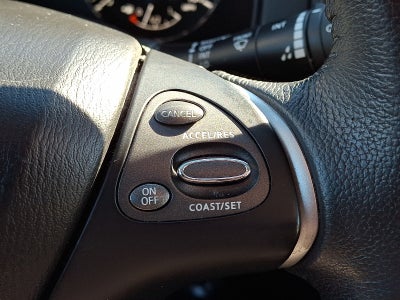 2016 Nissan Pathfinder SL