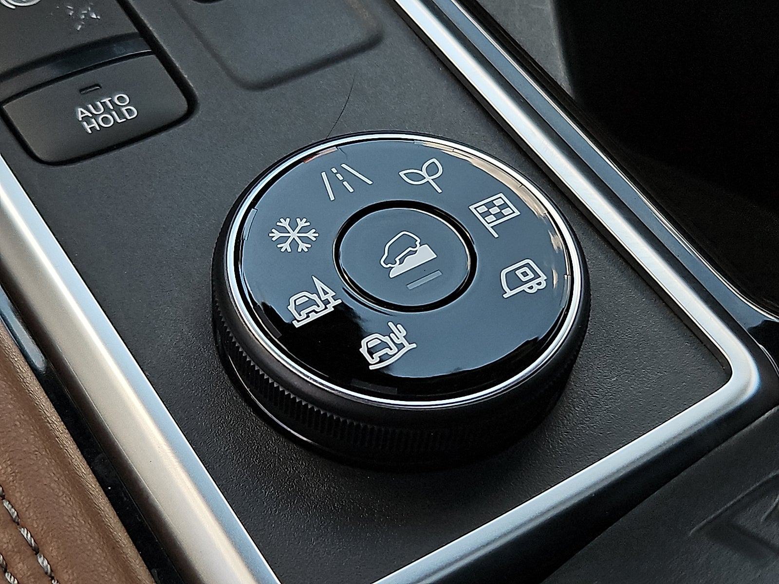 2022 Nissan Pathfinder Platinum 4WD