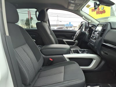 2024 Nissan Titan XD SV