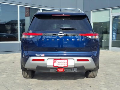 2025 Nissan Pathfinder SL