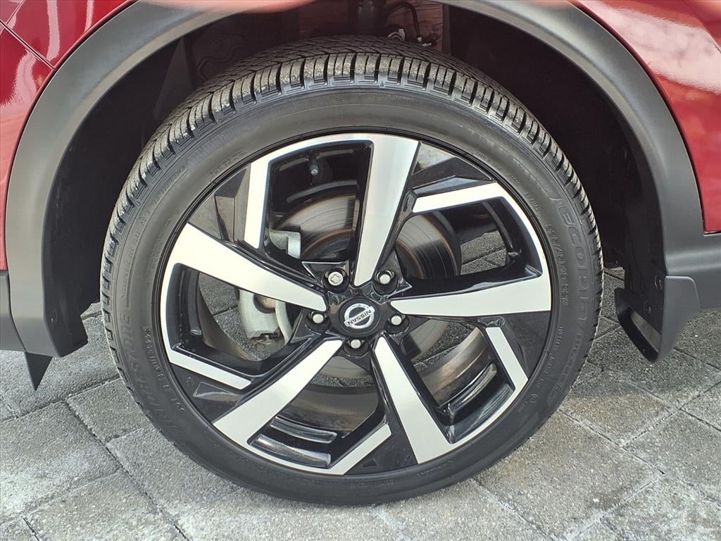 2022 Nissan Rogue Sport SL