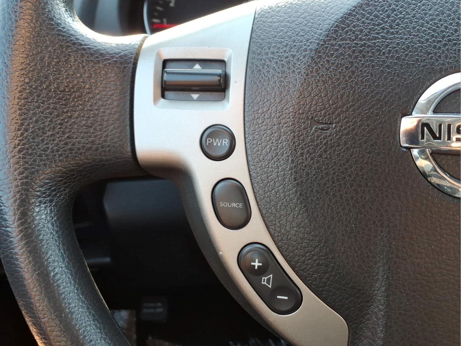 2012 Nissan Rogue S