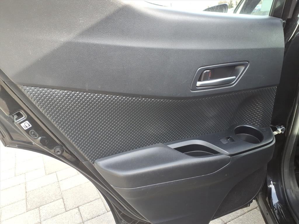 2021 Toyota C-HR XLE