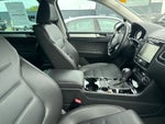 2014 Volkswagen Touareg V6 Lux