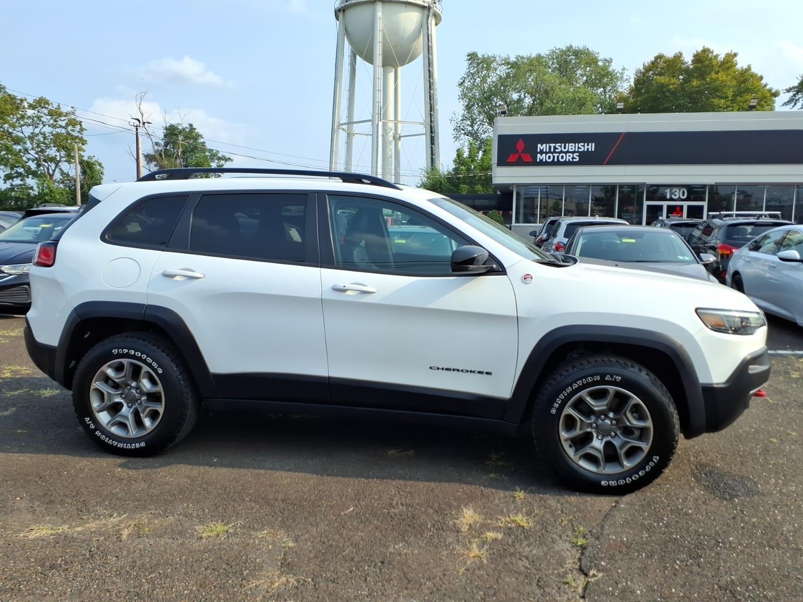 2022 Jeep Cherokee Trailhawk