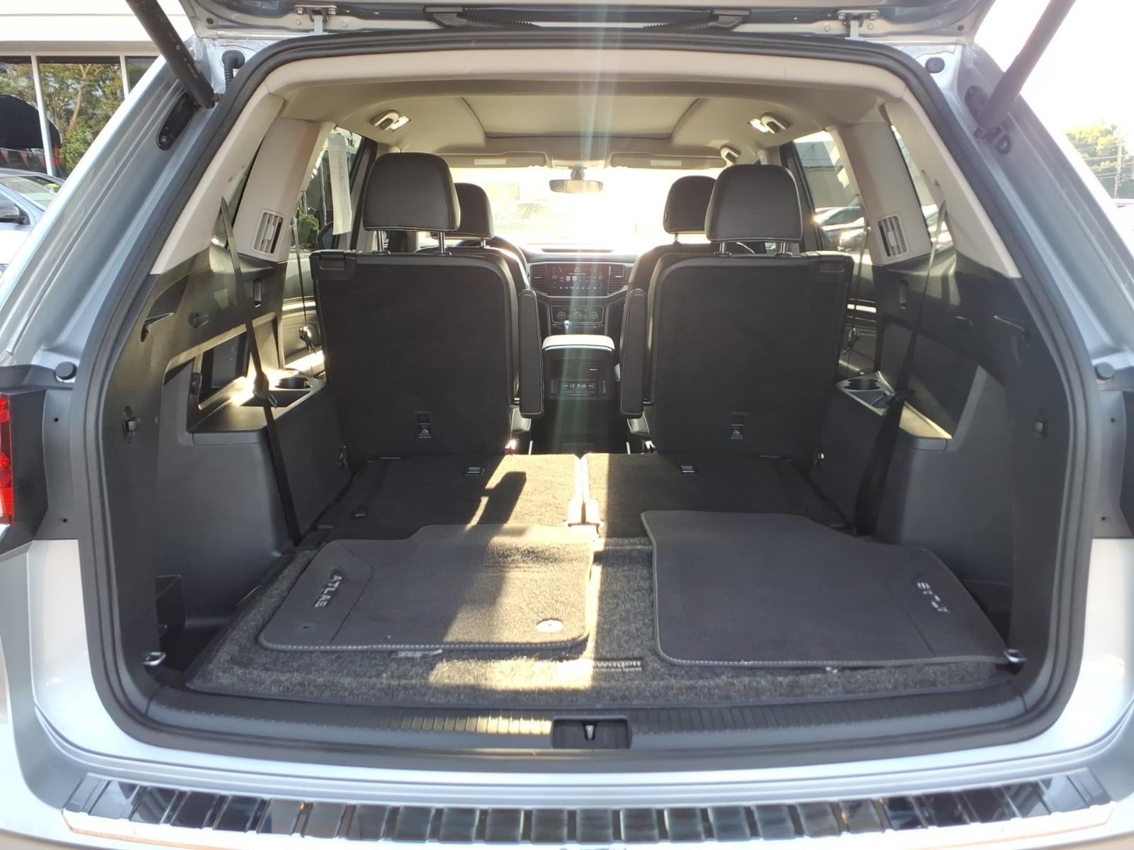 2023 Volkswagen Atlas V6 SE