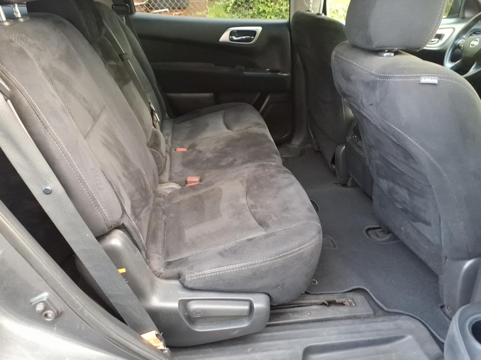 2015 Nissan Pathfinder S