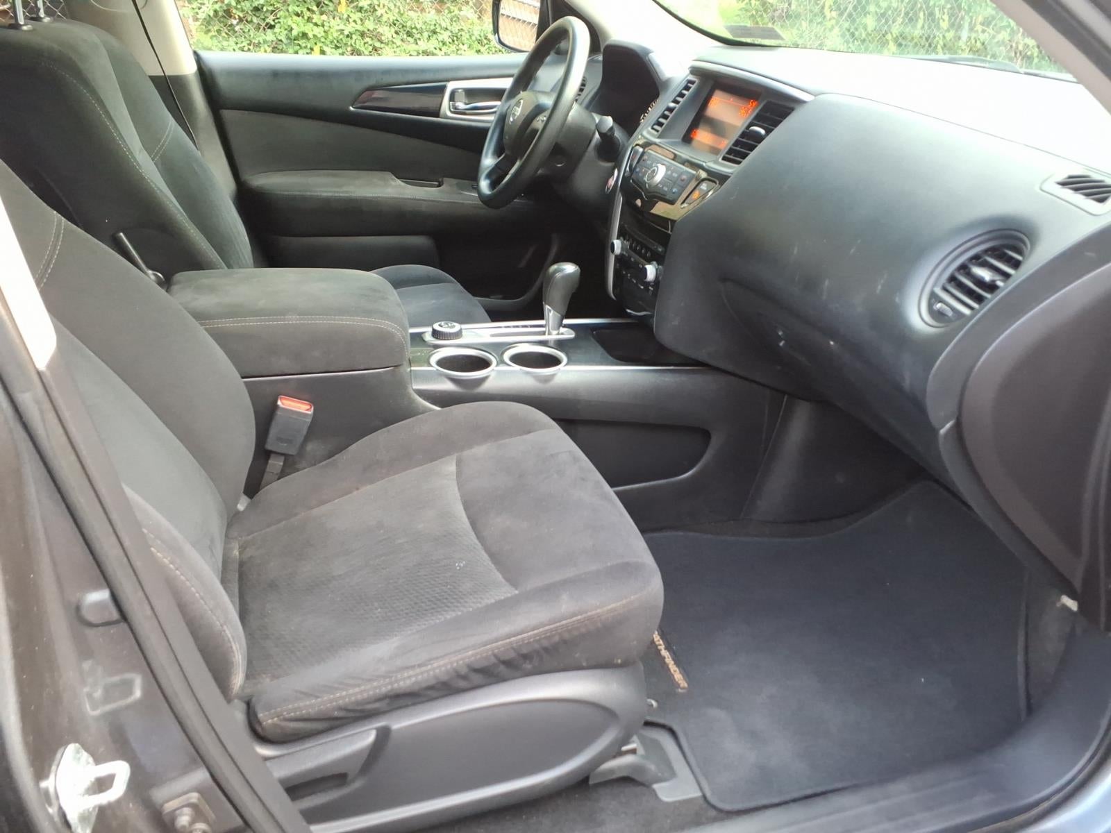 2015 Nissan Pathfinder S