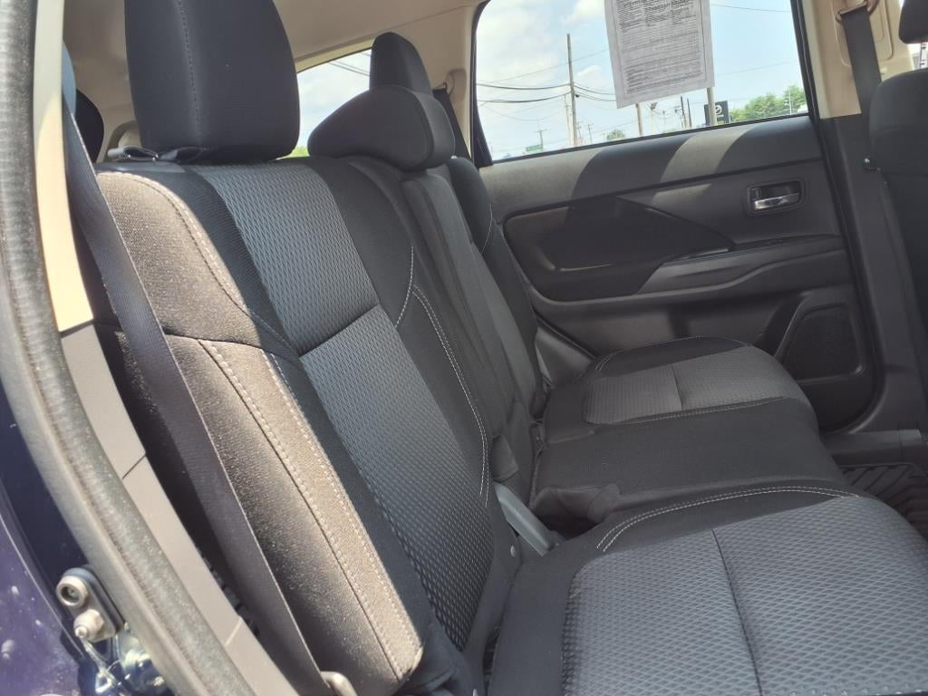 2020 Mitsubishi Outlander ES