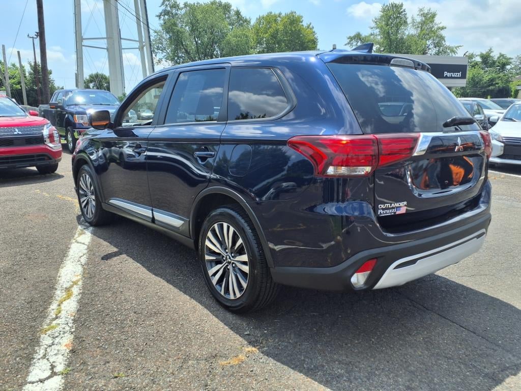 2020 Mitsubishi Outlander ES