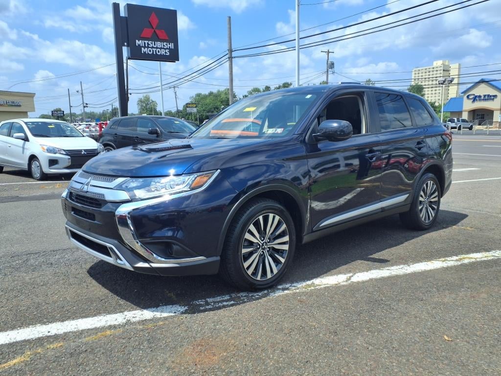 2020 Mitsubishi Outlander ES